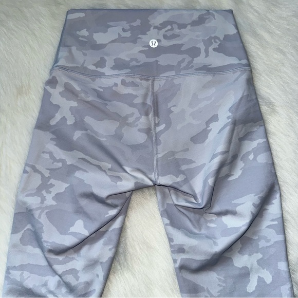 Lululemon Workout Set - Picture 9 of 16